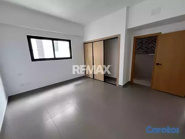 apartamentos - Apartamento de 3 habitaciones 3.5 baños 3 parqueos 4
