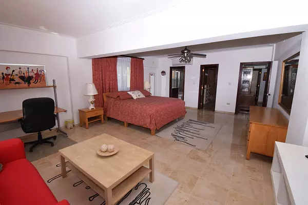 apartamentos - Apartamento en alquiler amueblado en la exclusiva Av. Anacaona 5