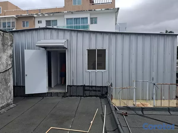 oficinas y locales comerciales - LOCLA COMERCIAL EN GAZCUE 9