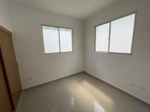 apartamentos - vendo Apartamento en la Avenida Jacobo Majluta, Santo Domingo Norte  4