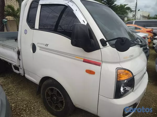 camiones y vehiculos pesados - HYUNDAI PORTER 2017 BLANCODESDE: RD$ 870,000.00 3