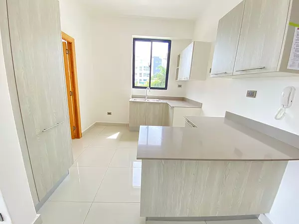 apartamentos - ‼Alquilo apartamento NUEVO en MIRADOR NORTE ‼

145 metros 
3  habitaciones.
3.5  1