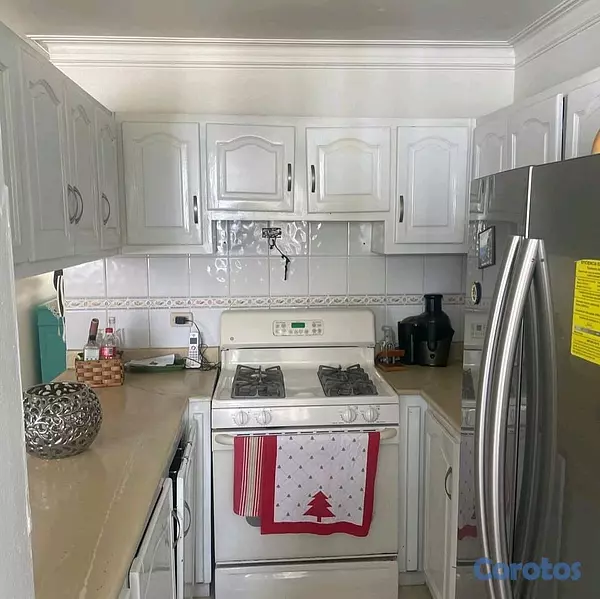 apartamentos - APARTAMENTO EN ALQUILER TOTALMENTE AMUEBLADO EN EL MILLÓN  4