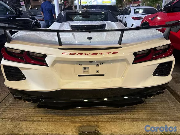 carros - Chevrolet Corvette 3LT año 2023  6