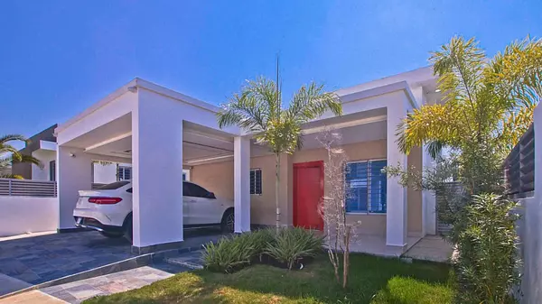 casas - Se Vende Preciosa Casa en Proyecto Cerrado de Gurabo 1
