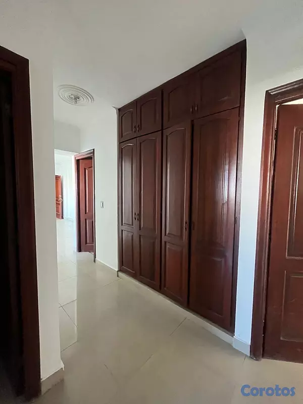 apartamentos - Amplio Apartamento en Alquiler – Bella Vista. 6to nivel. 10