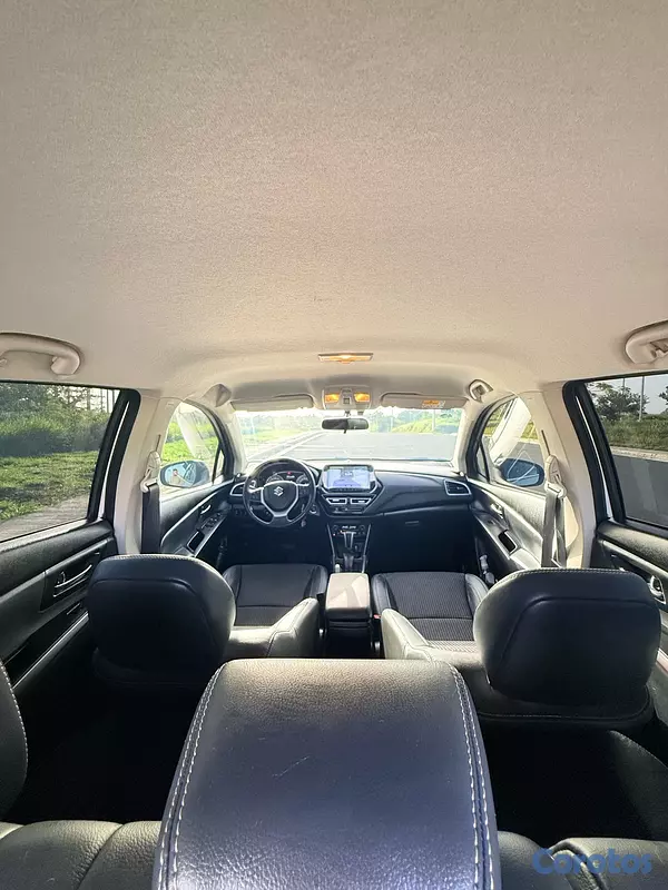 jeepetas y camionetas - GRAN OPORTUNIDAD‼️VENDO HERMOSO CARRO COMO NUEVO✅ 5