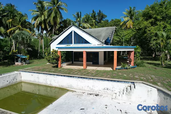 casas vacacionales y villas - Propiedad en Playa Paya Bani con Dos Villas  2