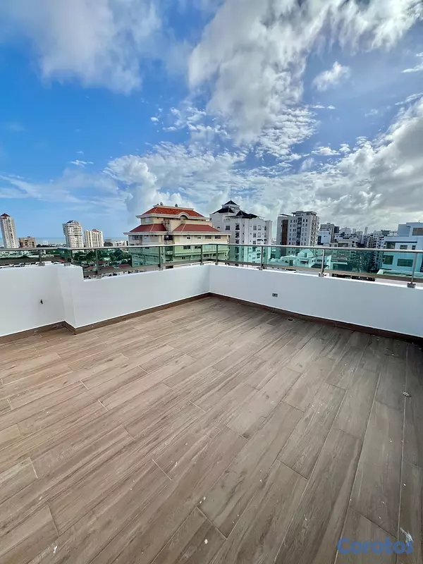 apartamentos - vendo Ph bella gusta 4 habitaciones con su baño dos medio baño visita 3 parqueo 8