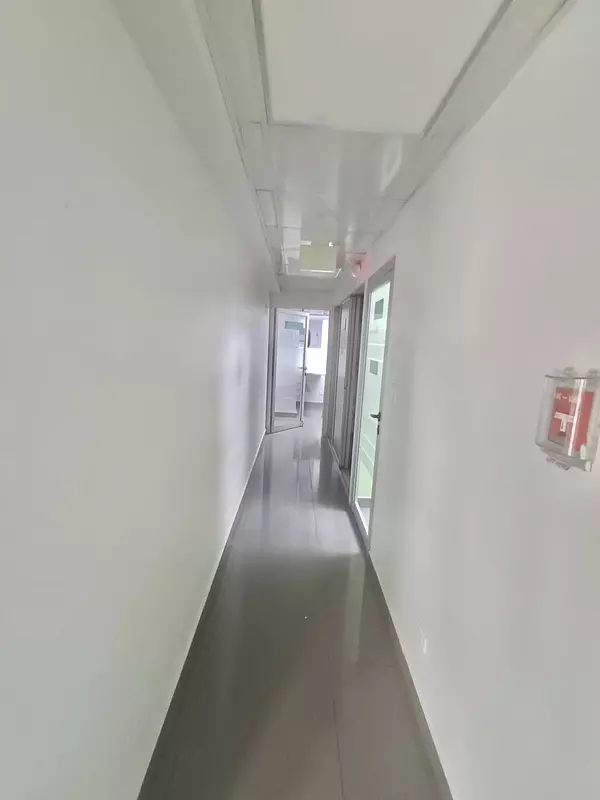 oficinas y locales comerciales - Local Comercial en Venta y Alquiler
AV. REPÚBLICA DE COLOMBIA
RD$16,200,000.00 4