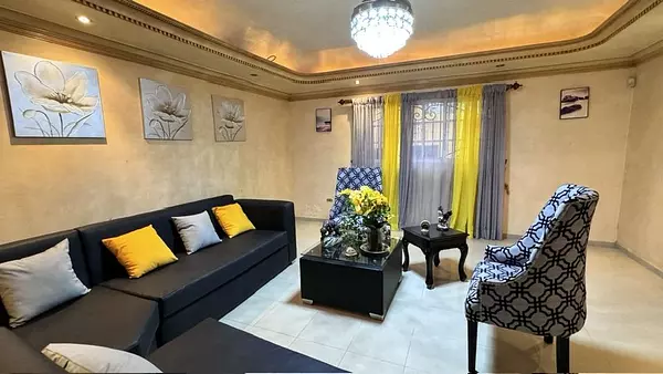 casas - Casa de 2 niveles en El Ducado, sector Los Ríos 5