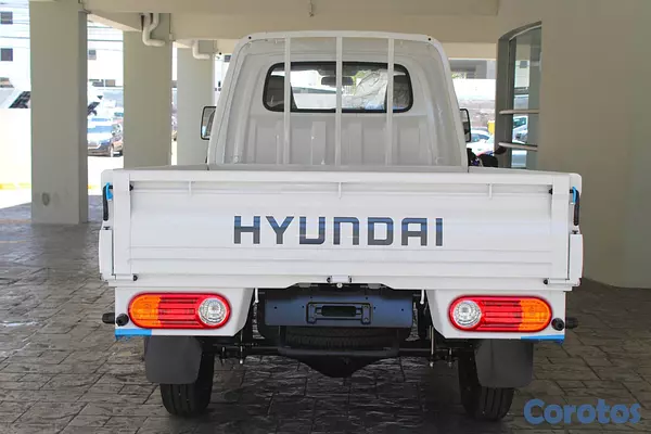 camiones y vehiculos pesados - Hyundai H-100 5