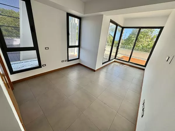 apartamentos - Apartamento en Venta y Alquiler BELLA VISTA SUR 7