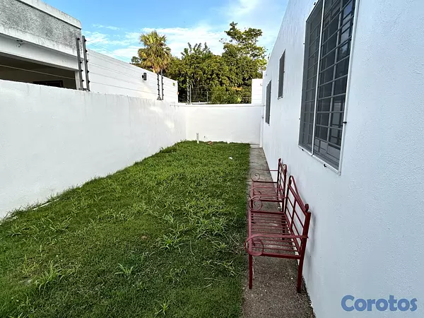 casas - Hermosa y amplia Casa disponible en Gurabo 10