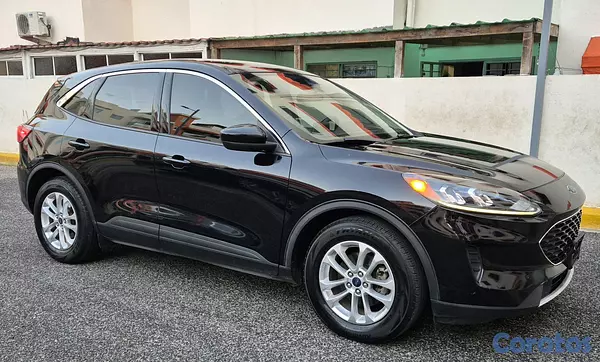 jeepetas y camionetas - Ford Escape SE 2020 6