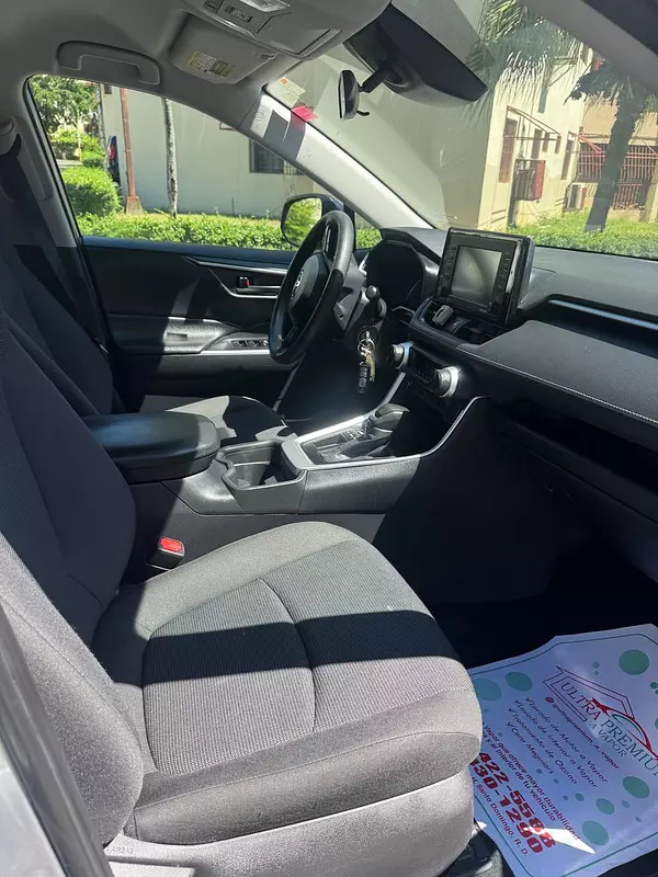 jeepetas y camionetas - Toyota rav4 2021 7