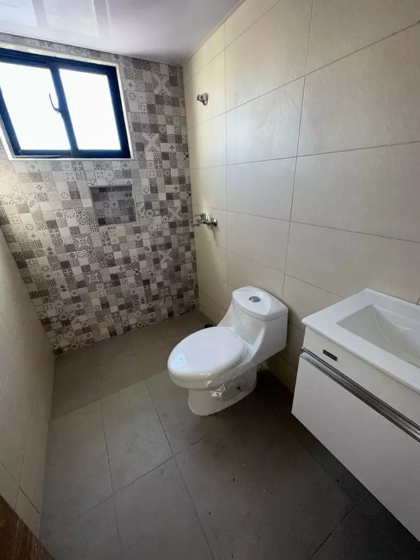 apartamentos - Apartamento en Venta Evaristo Morales 4