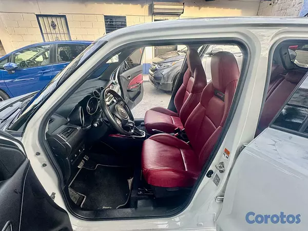 carros - SUZUKI SWIFT AMERICANO 10