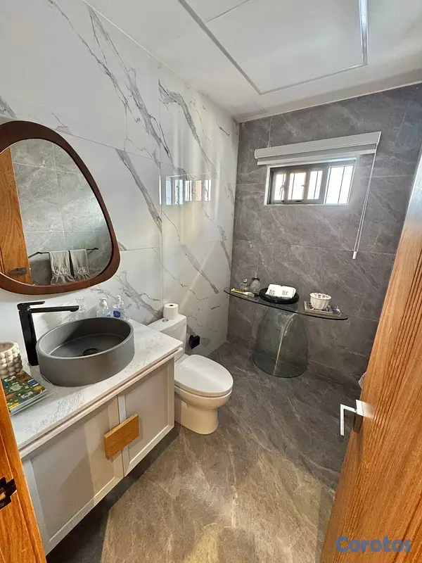 apartamentos - vendo oh urbanización real piso 7 y 8 dos parqueos 4 habitaciones terraza balcón 9