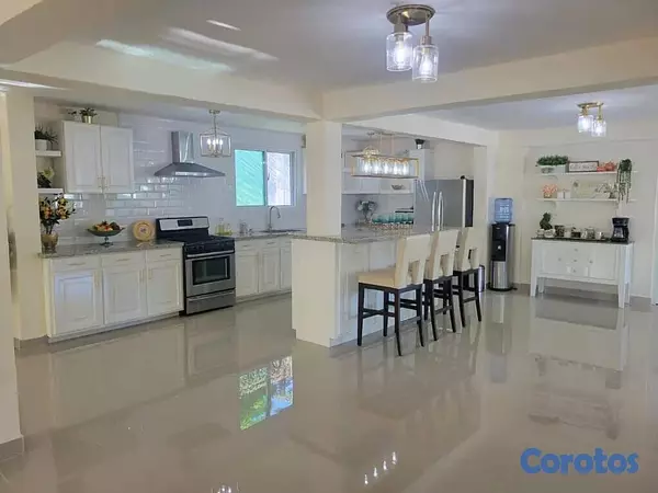 casas vacacionales y villas - Villa Amueblada en Juan Dolio  6