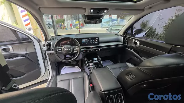 jeepetas y camionetas - Kia Sorento 2025 Limited 2