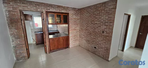 apartamentos - Venta Apartamento 2do piso en Residencial Jardines 10