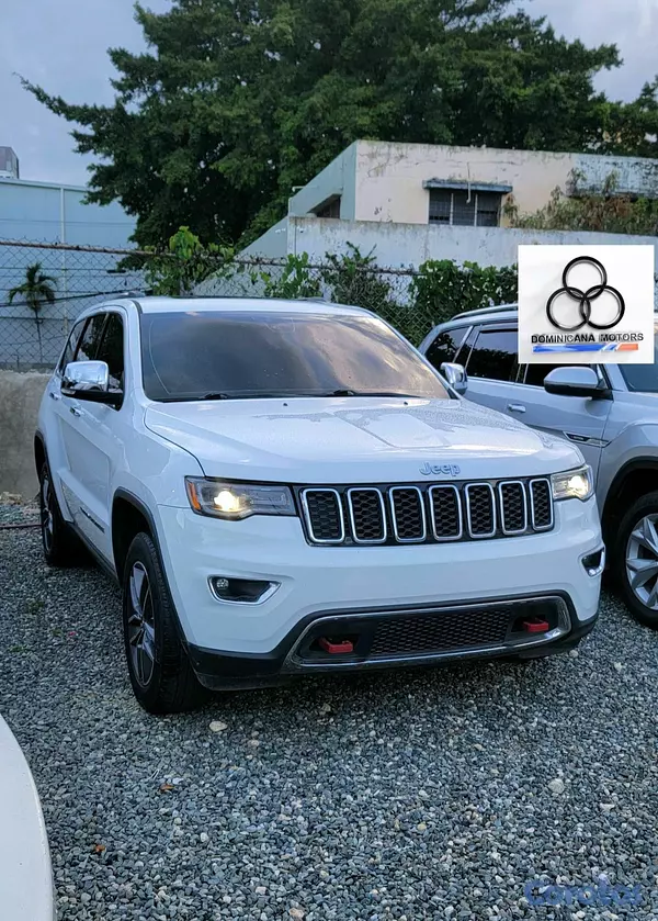 jeepetas y camionetas - JEEP GRAND CHEROKEE LIMITED 2017 3
