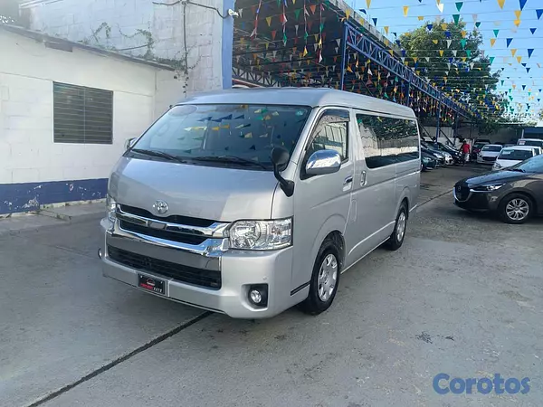 otros vehiculos - TOYOTA HIACE SUPER GL 2020 8
