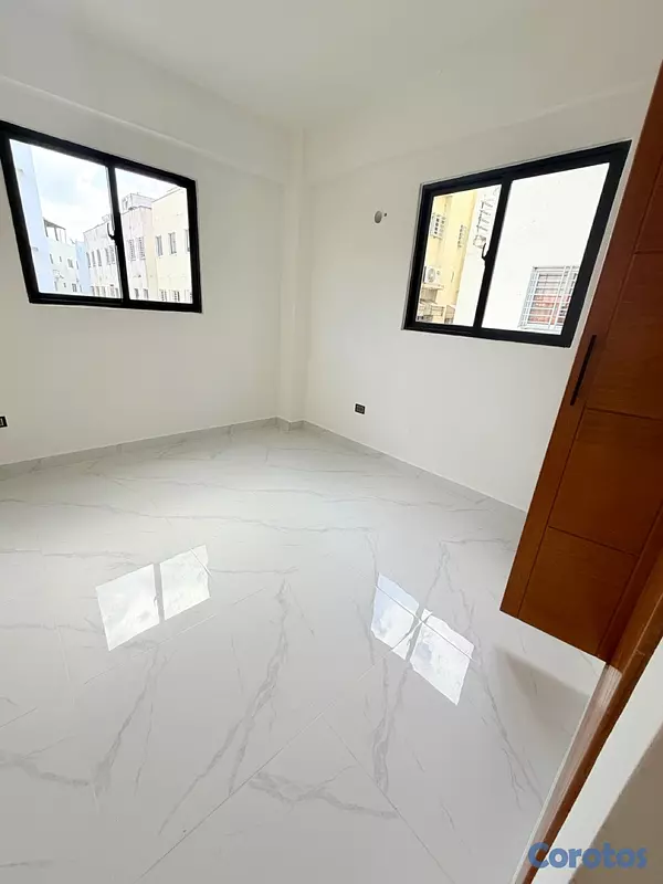 apartamentos - venta de apartamento 3er piso con terraza en la autopista de san isidro prado 12