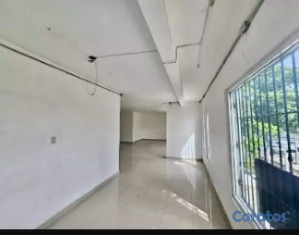 oficinas y locales comerciales - alquiler de local en la julia 5