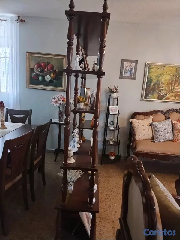 muebles y colchones - Estante para cristalería y piezas de porcelana  y ceramicas 4