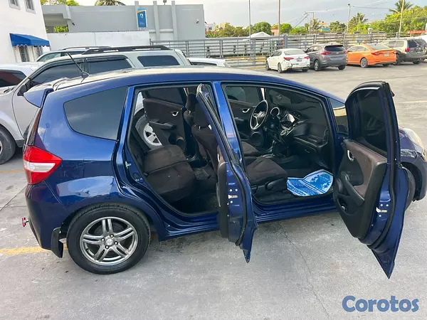 carros - HONDA FIT 2011 MOTOR, TRANSMISION, RODAMIENTO Y AIRE EXCELENTE (EN SU LATA)  8