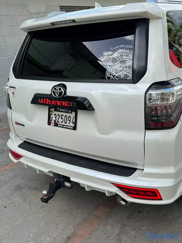jeepetas y camionetas - Toyota runner 4x4 2010 limited  6