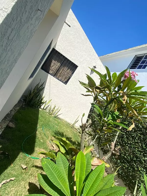 casas - Casa en Los Laureles, Santiago 9