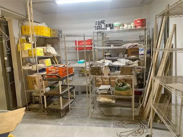 oficinas y locales comerciales - Local en primer nivel   9