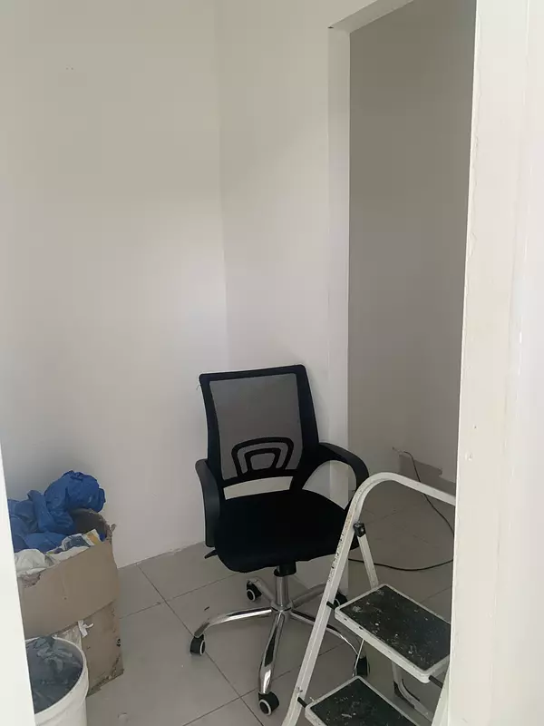 oficinas y locales comerciales - local en los prados  7