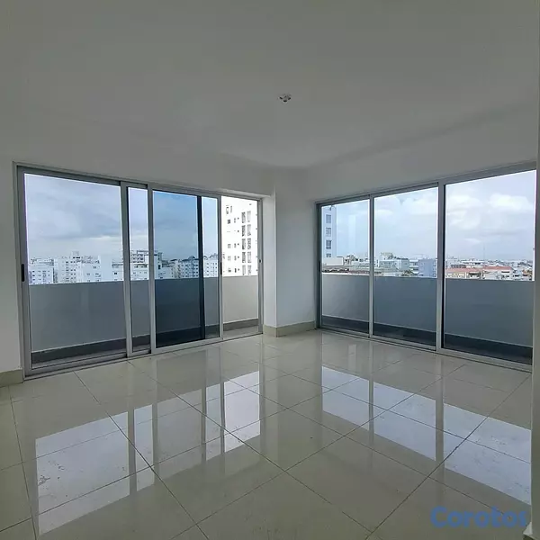 apartamentos - Penthouse piso alto en Evaristo Morales  4