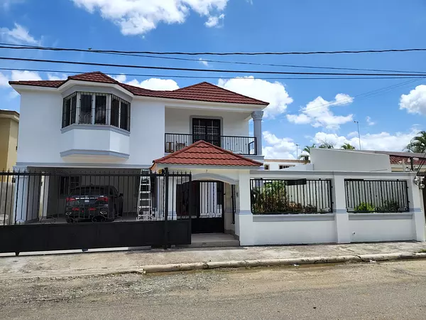 casas - Casa 2 Niveles Villa Maria, Santiago 4