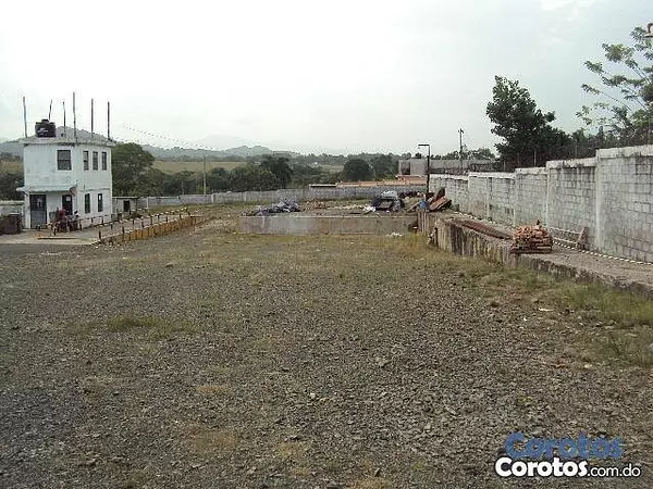 solares y terrenos - Terreno comercial con nave Km 25 Autopista Duarte 5