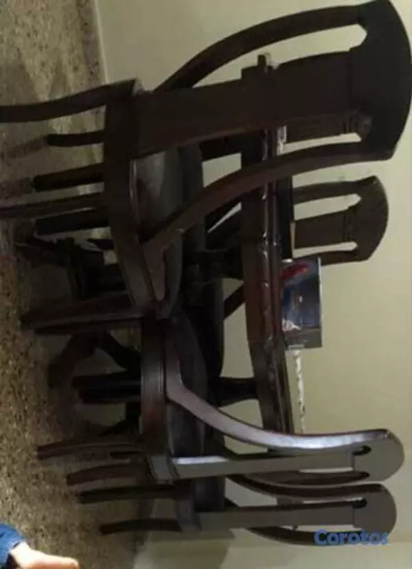 muebles y colchones - Comedor de seis sillas en caoba  2
