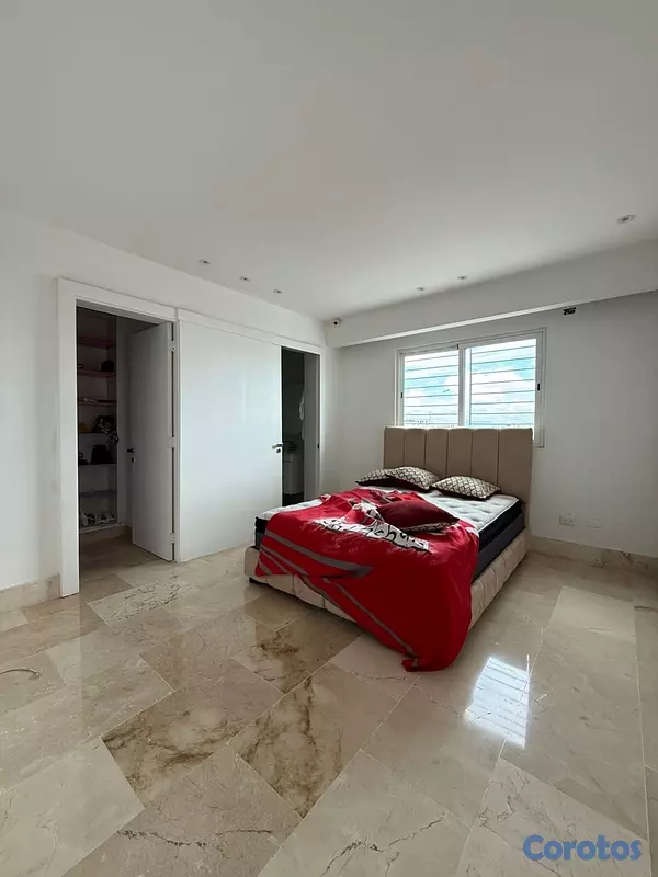 apartamentos - vendo Ph los cacicazgos tres niveles tres habitaciones con baño 3 parqueos terra 14