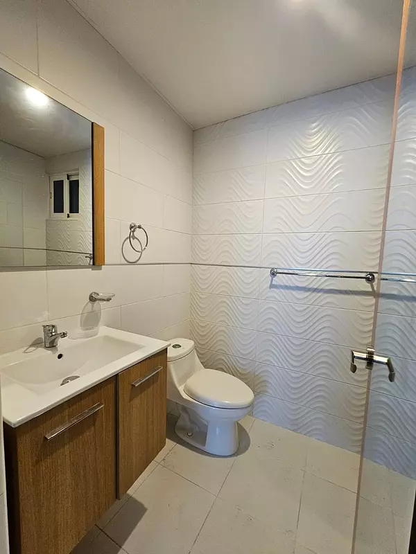 apartamentos - Amplio apartamento en renta  en el sector de Mirador Norte, próx. AV. 27 FREBREO 7