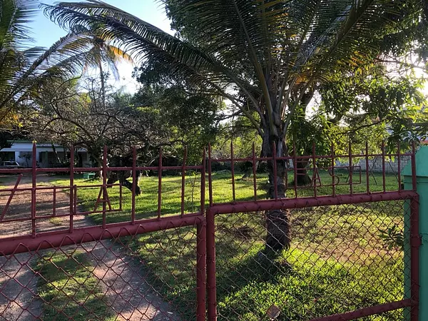 solares y terrenos - Terreno en venta en el sector Urbanización Los Jardines,  Boca chica, Santo Domi 5