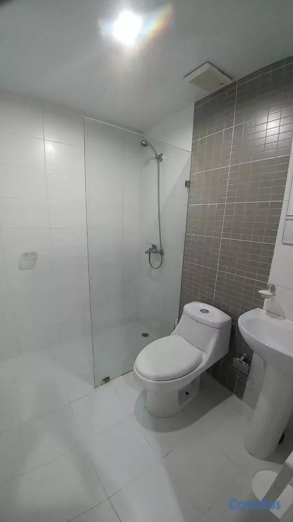apartamentos - Alquilo amueblado en Gazcue a pasos universidades 4