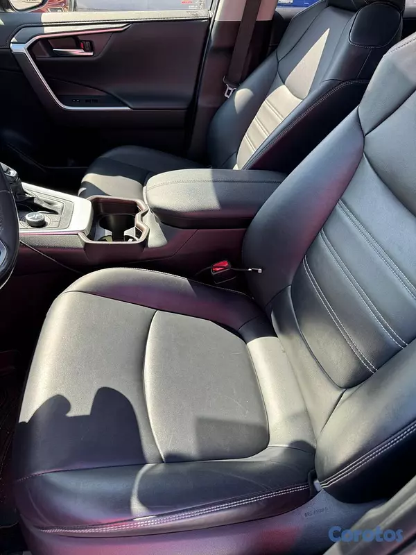 jeepetas y camionetas - Toyota RAV4 2019 Limited 5
