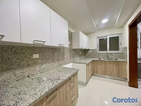apartamentos - Alquila en piso alto en moderna torre en Naco 7