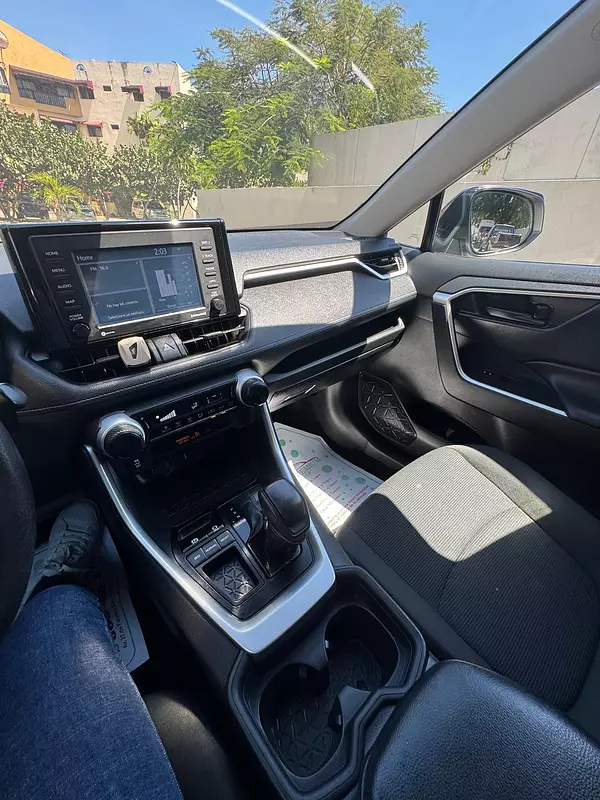 jeepetas y camionetas - Toyota rav4 2021 10