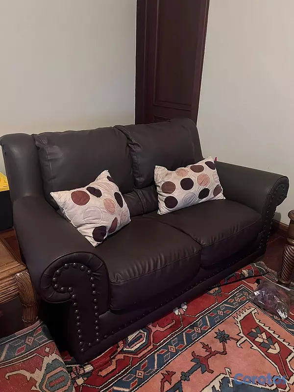 muebles y colchones - SOFA DE 2 DE PIEL SINTETICA 1