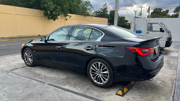 carros - Infiniti Q50 2018  4
