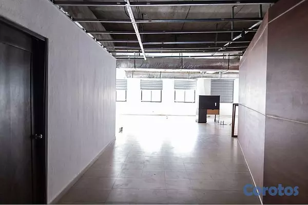 oficinas y locales comerciales - Alquiler local de oficinas en Piantini 9